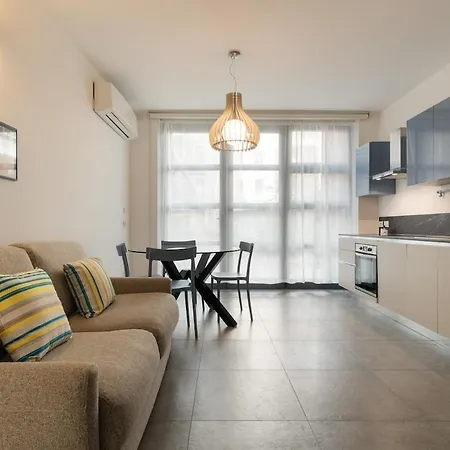 Loreto Pasteur Luminoso Bilocale Apartment
